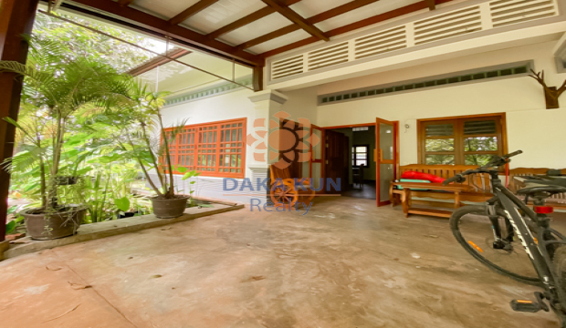 1 Bedrooms House for Rent In Siem Reap City-Kouk Chak